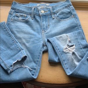 Levi’s 710 Super Skinny jeans